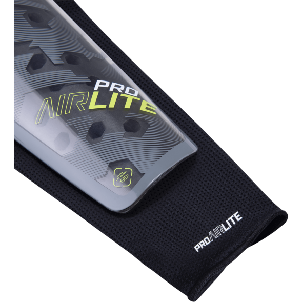 Щитки футбольные JÖGEL Proairlite