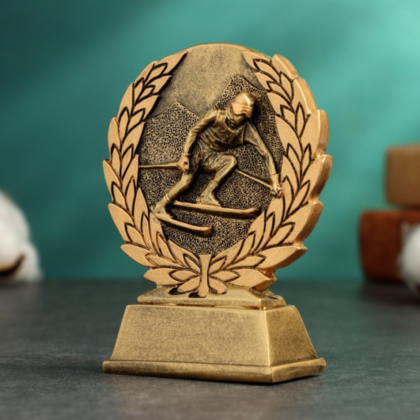 Стела &quot;Лыжный спорт&quot; 9х4х12см